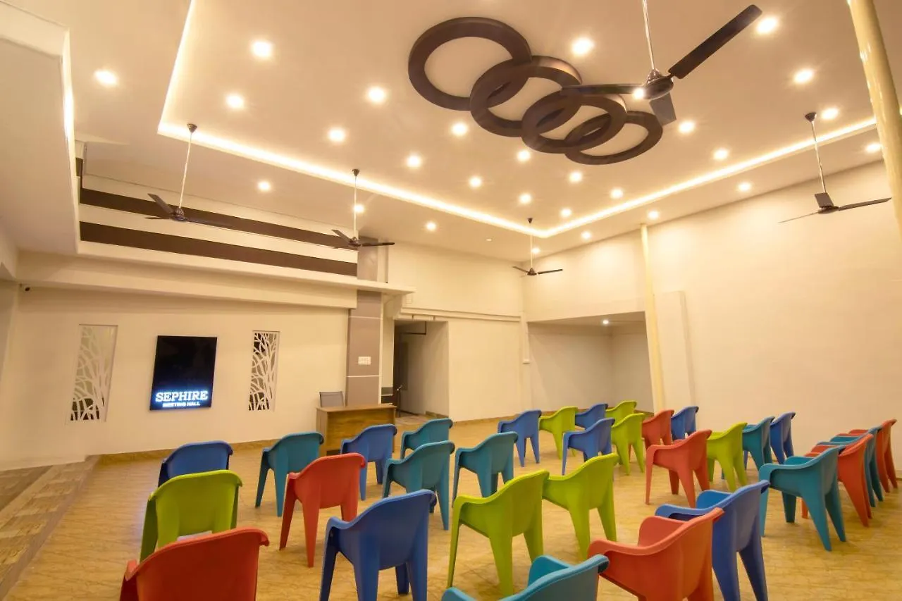 Oaks Residency Hotel Bekal Town